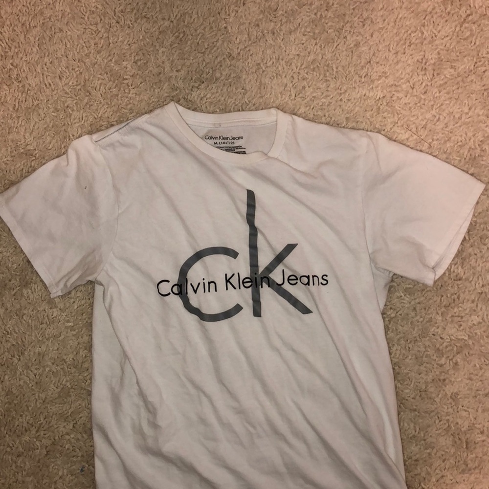Calvin Klein T-shirt